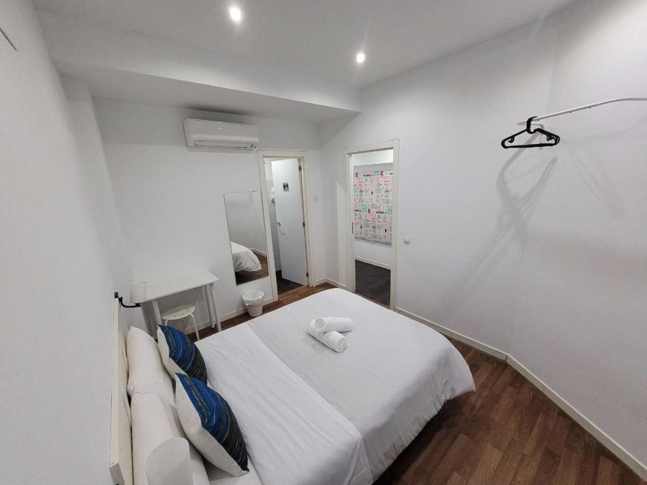 Affittacamere Ayz Frailes - Auto Check-in (adults Only)
