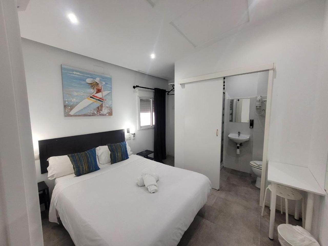 Ayz Frailes - Auto Check-in (adults Only) Affittacamere 3*