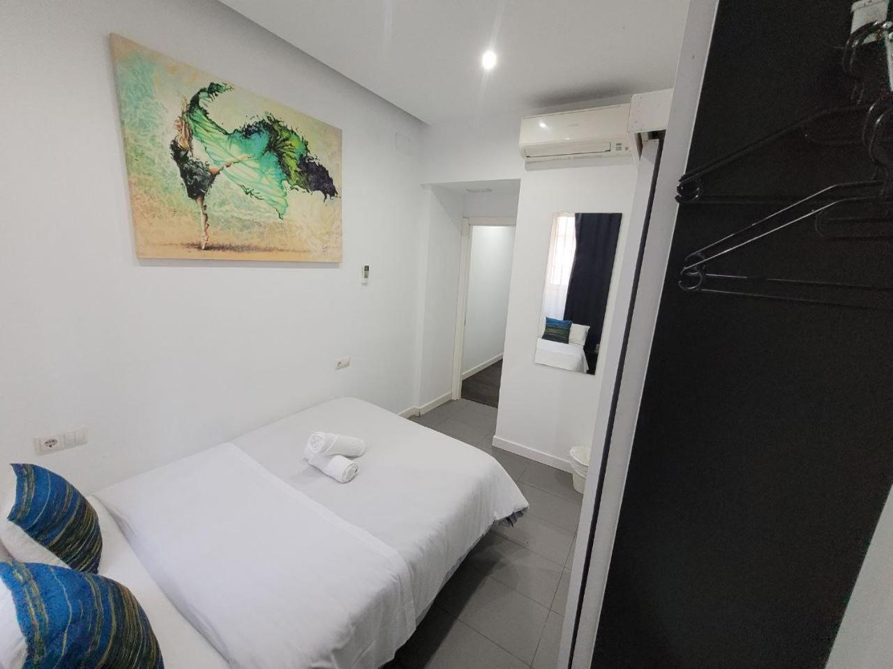 Ayz Frailes - Auto Check-in (adults Only) Gasthuis 3*