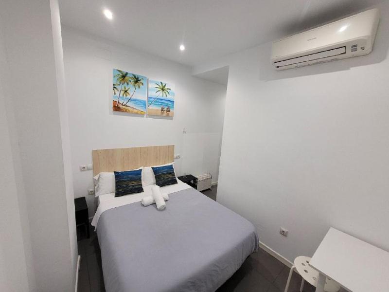 Ayz Frailes - Auto Check-in (adults Only) Gasthuis